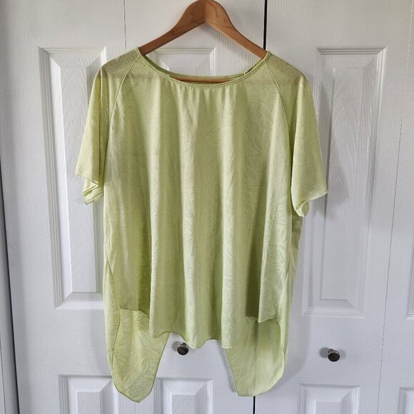4/$25 Shein Curve Green Crisscross Back Short Sleeve Top - Picture 1 of 8